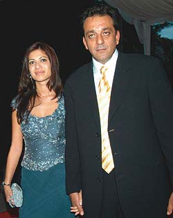 Sanjay Dutt's daughter Trishala Dutt enter in Indian film industry